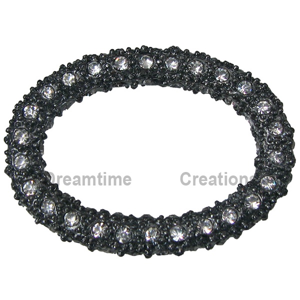 Beadelle® Pavé Oval Ring 33X24 Crystal/Gunmetal