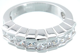 925 Sterling Silver Platinum Finish Princess Fashion Ring