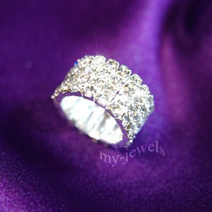 4 Row Stretch Bridal Wedding Fashion Rhinestone Ring
